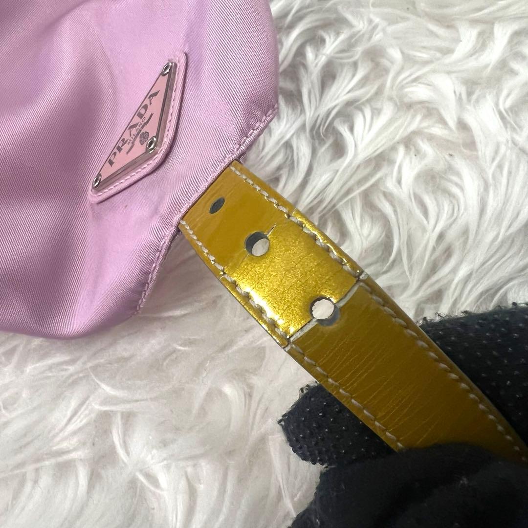 【希少色】プラダ レディース 三角プレート テストートナイロンミニリュック