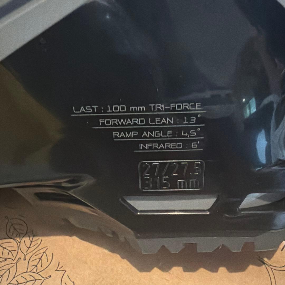 ノルディカ　スピードマシン3 110 GW 27.0〜27.5 スキーブーツ