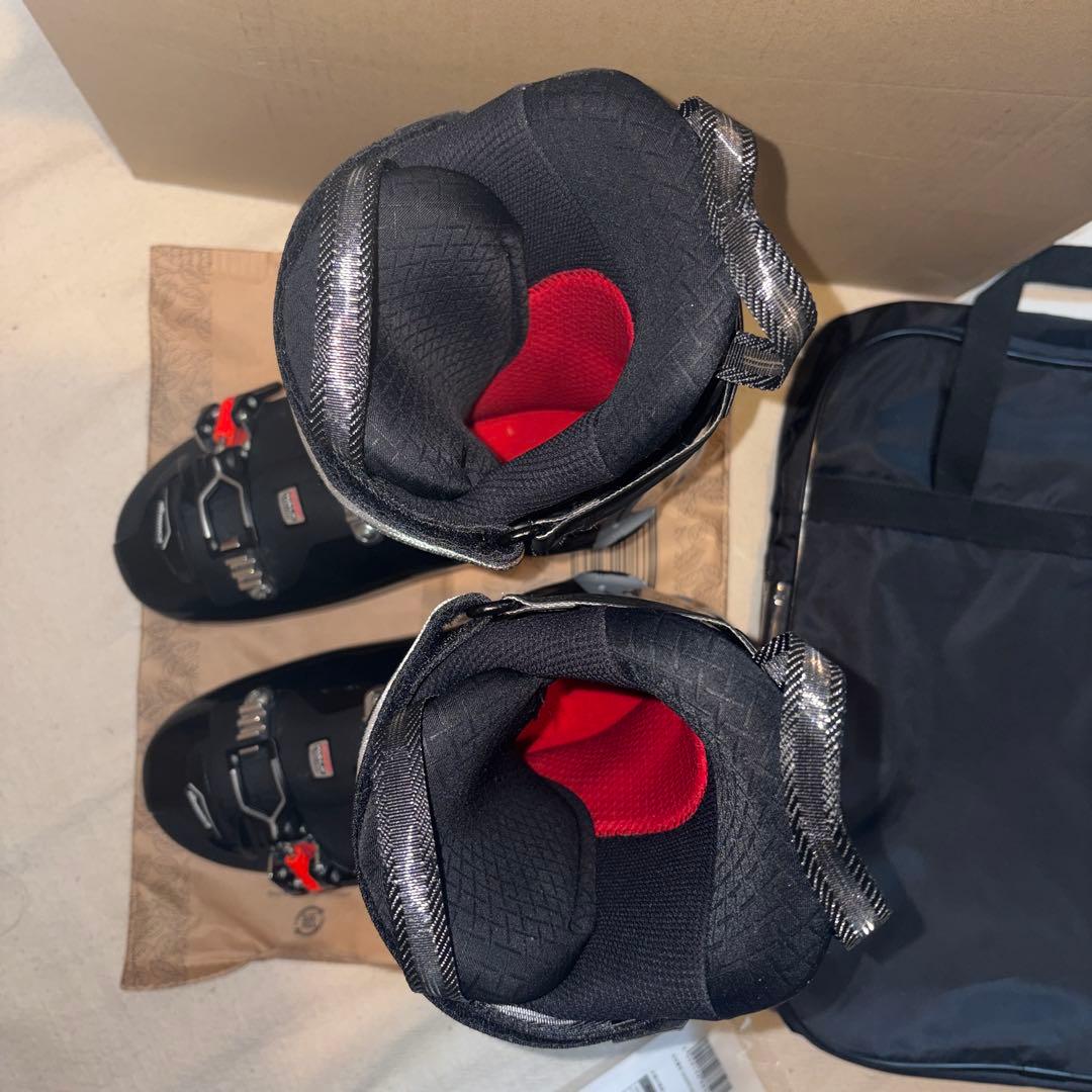 ノルディカ　スピードマシン3 110 GW 27.0〜27.5 スキーブーツ