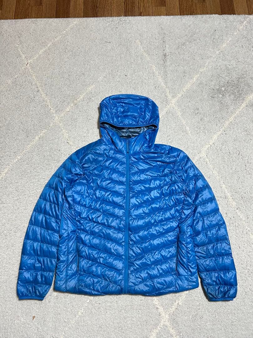 old uniqlo ダウンジャケット ライトグリーン モンベル ネージュ似