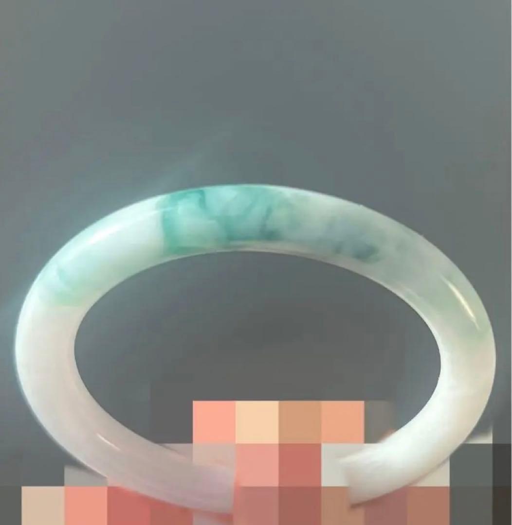 翡翠バングルA貨　無処理　ミャンマー産天然翡翠バングル　本翡翠バングル　ヒスイ