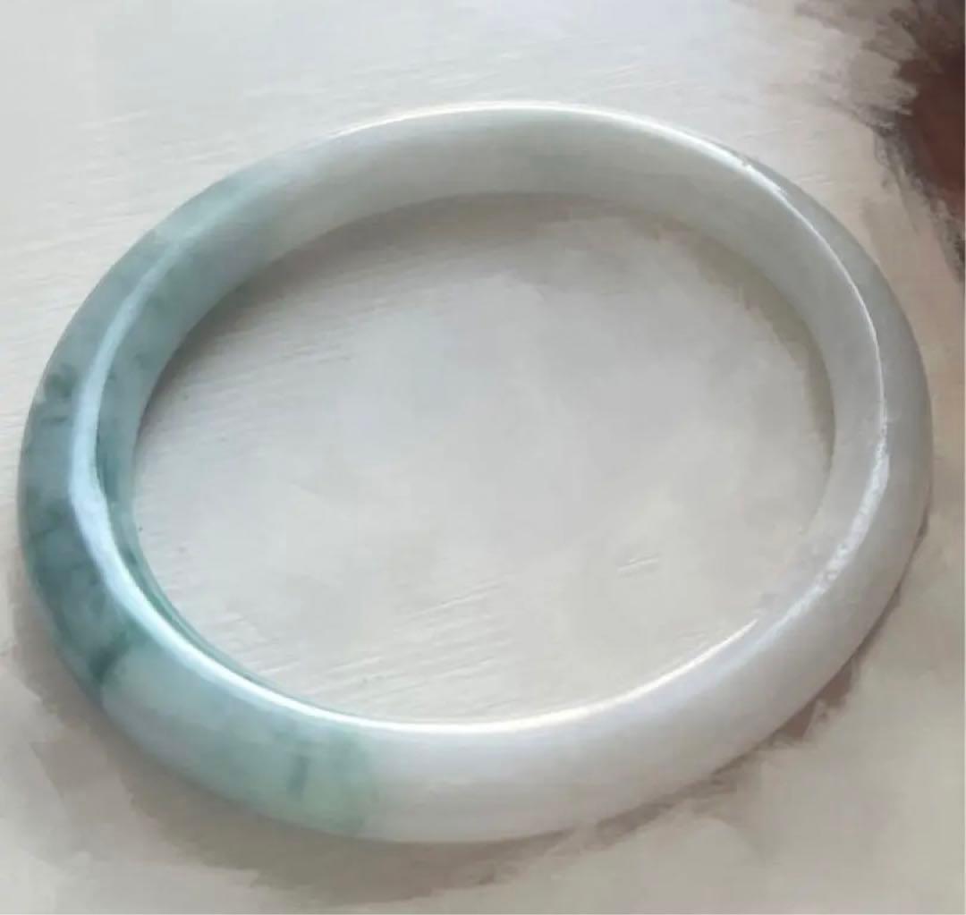 翡翠バングルA貨　無処理　ミャンマー産天然翡翠バングル　本翡翠バングル　ヒスイ