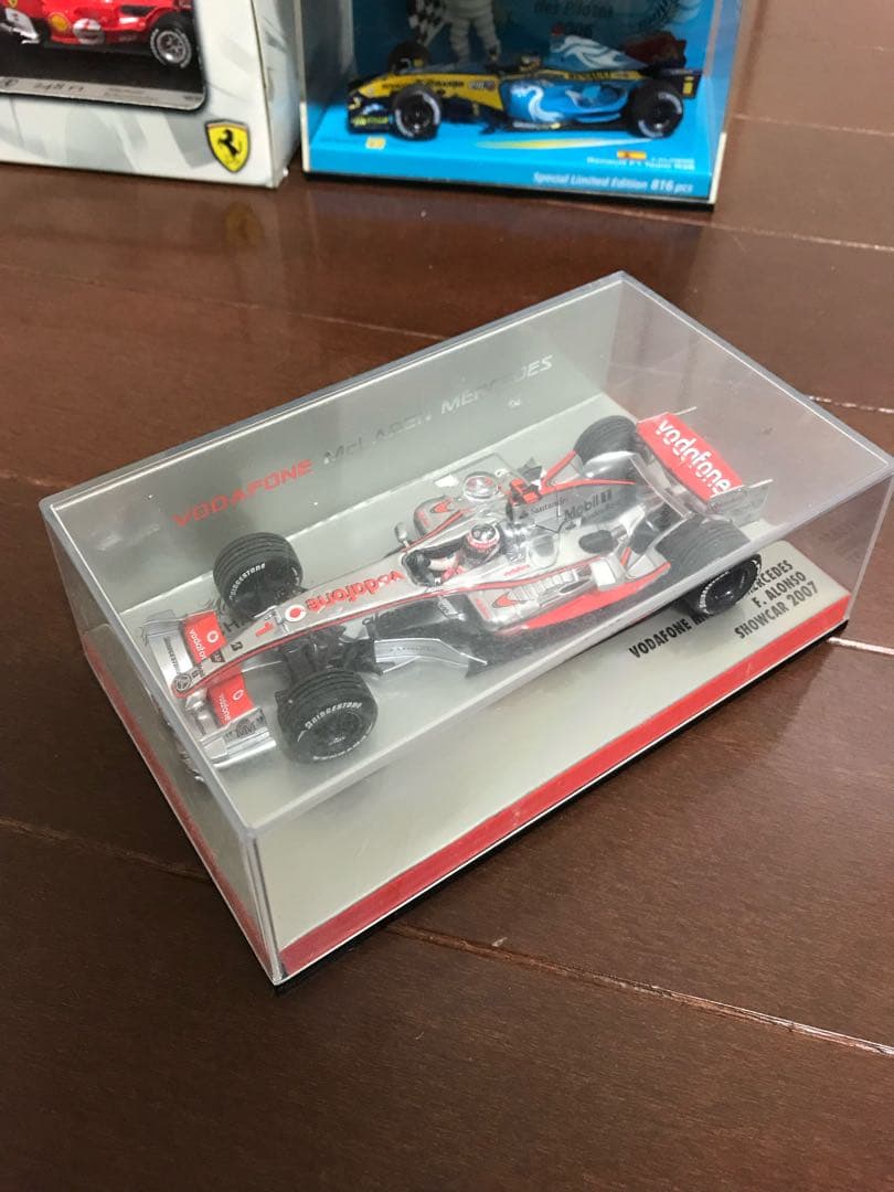 マクラーレン・メルセデス MP4-22 1/43