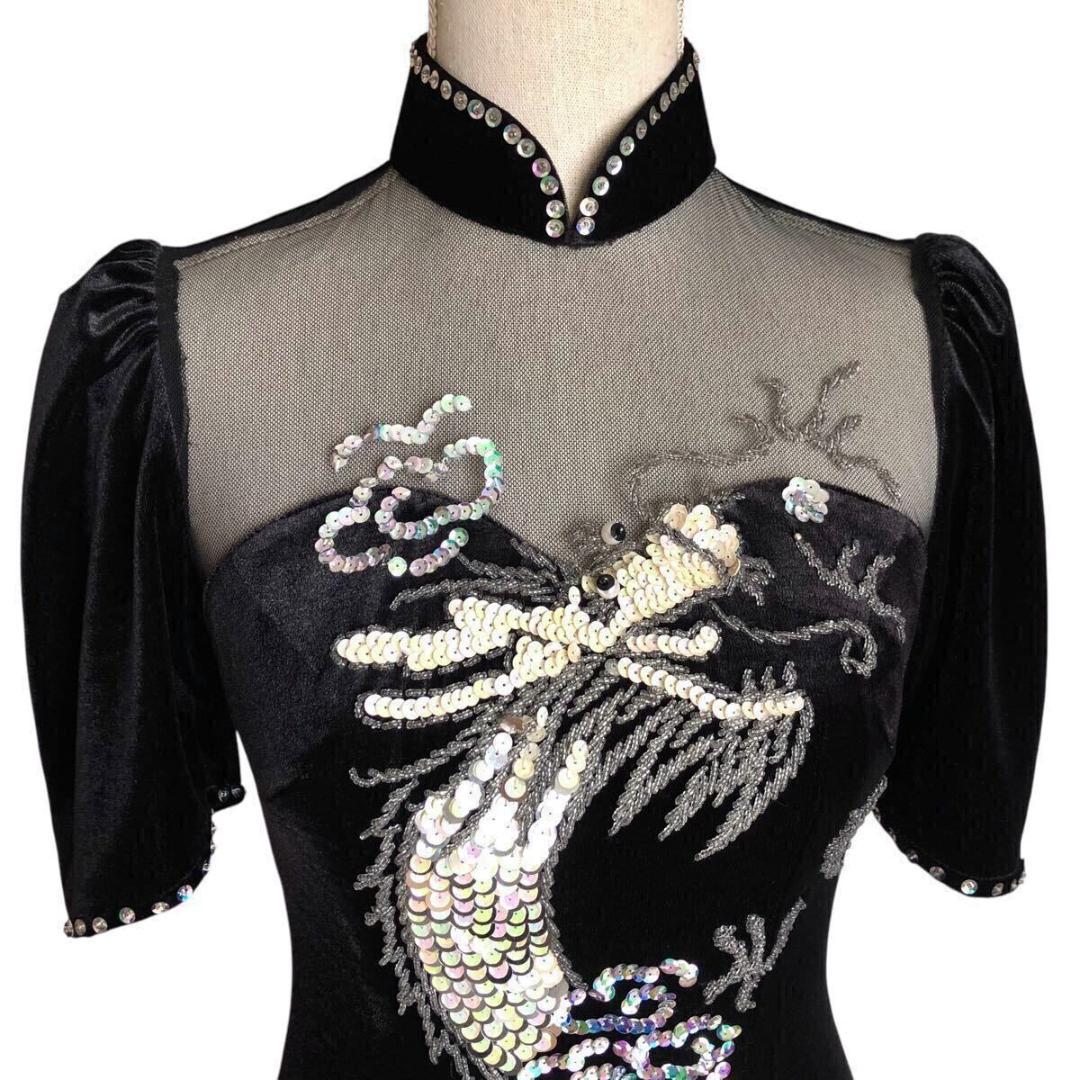 豪華⭐️チャイナドレス ベルベット ドラゴン スパンコール刺繍