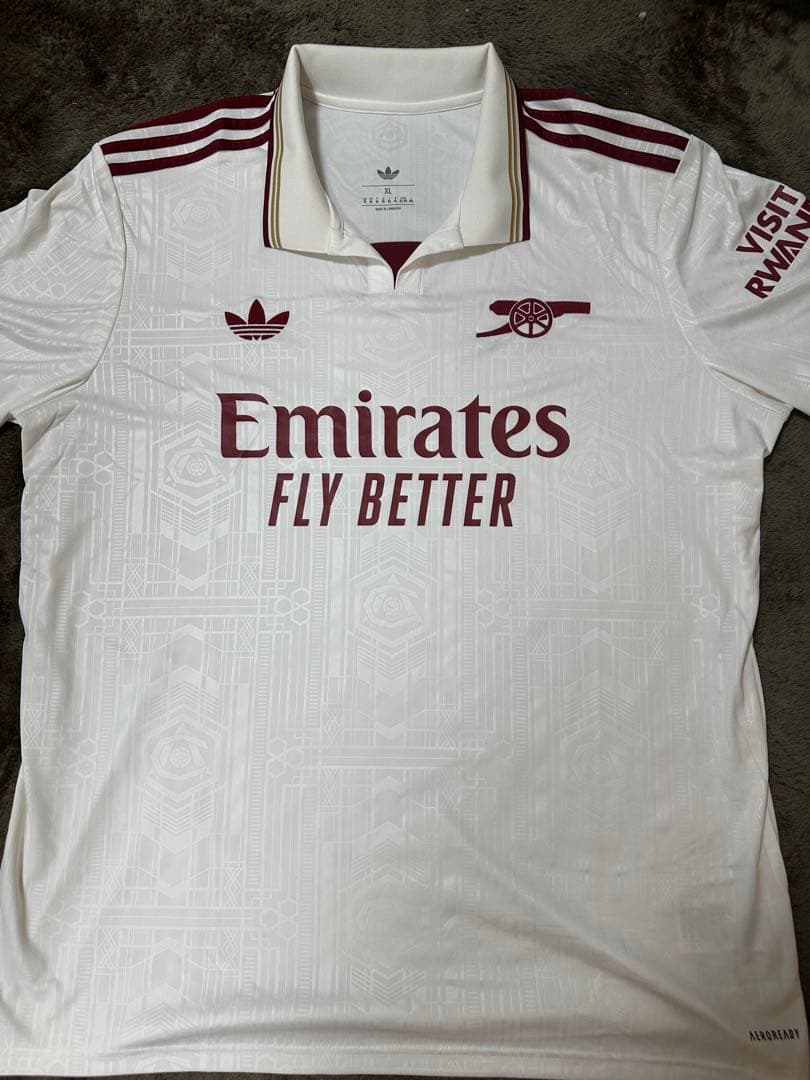 アーセナル 3rd kit XL ロンドンの公式ストアで購入 レアなイギリス版