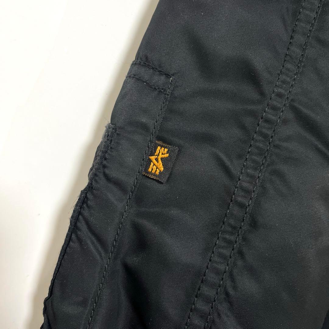 アルファインダストリーズ　MA-1 中綿ジャケット 黒 M フード 2way