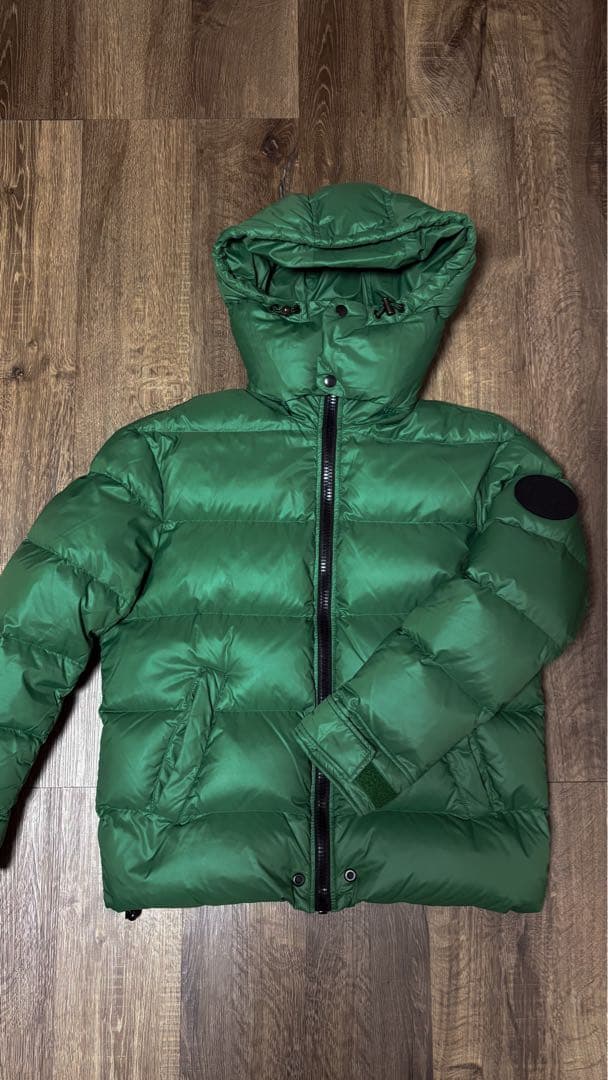 【美品】diesel ディーゼル　ダウンジャケット