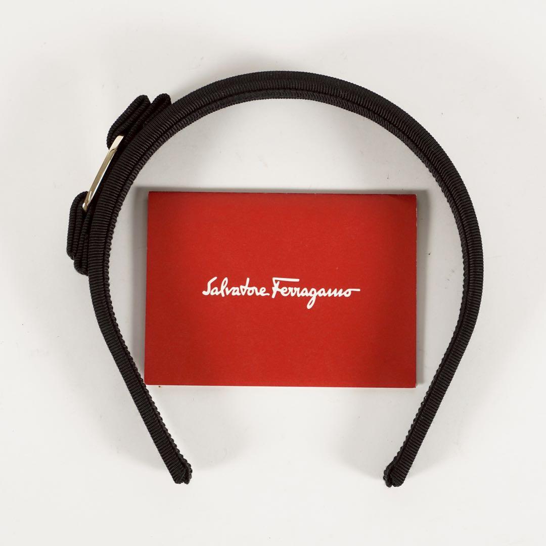 【極美品✨】フェラガモ　ヘアバンド　ヴァラリボン　ブラック　レディース