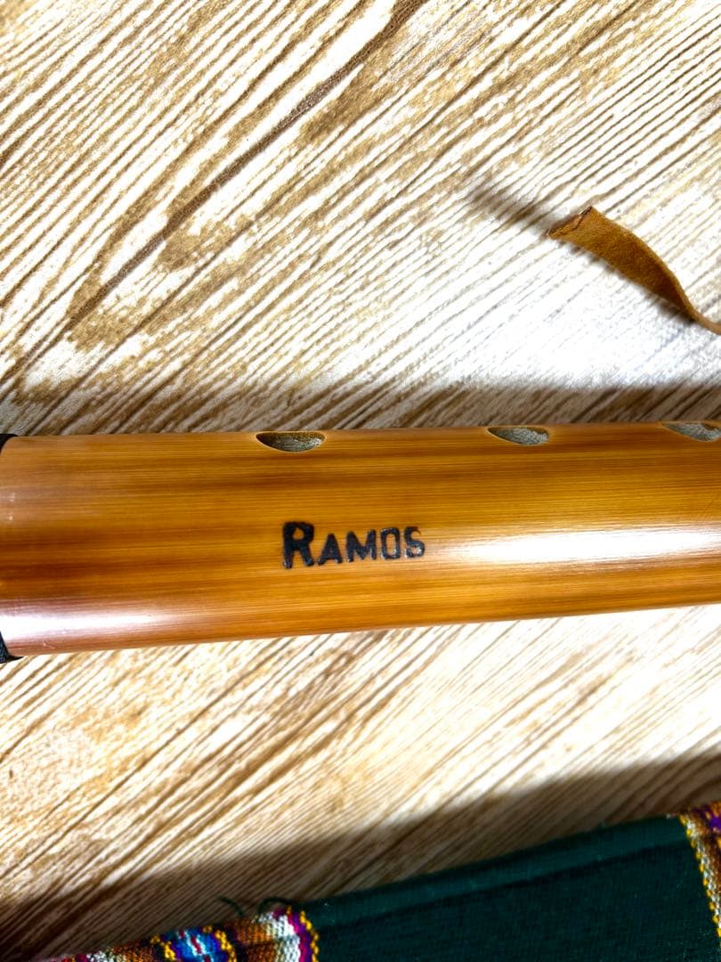 [美品]Ramos製、ネイティブアメリカンフルート　専用ケース付き