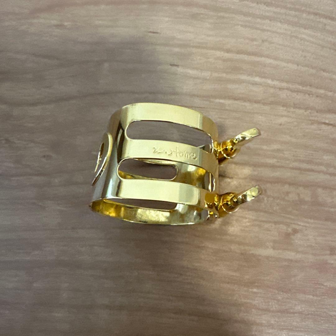 バリトンサックス　ウッドストーン　ラバー用リガチャー