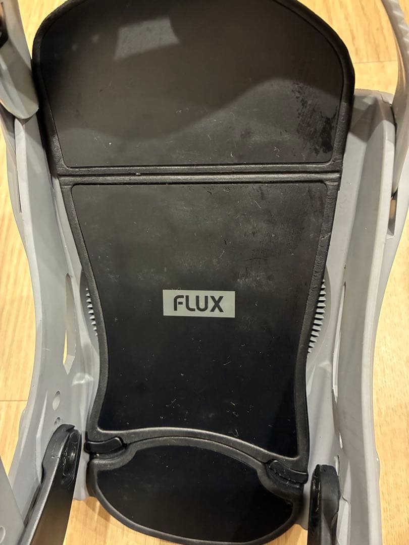 23-24 FLUX DS WOOD М フラックス　ビンディング　スノーボード