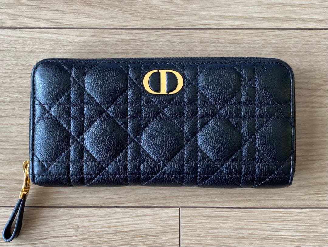 Dior ディオールCaro ロングウォレット