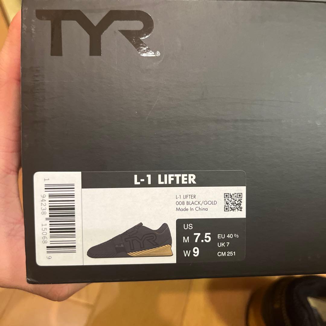 TYR トレーニングシューズ ブラック/ゴールド