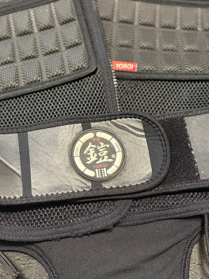 鎧YOROI ブラック プロテクター