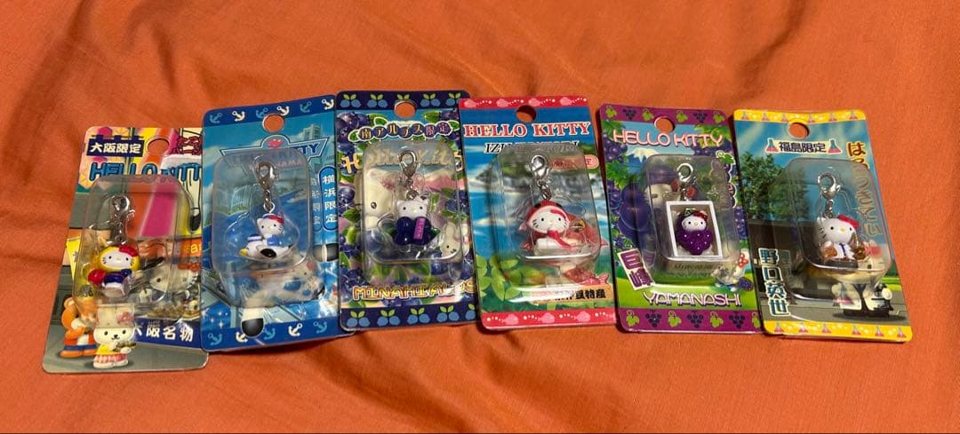 ご当地キティストラップ156点セット