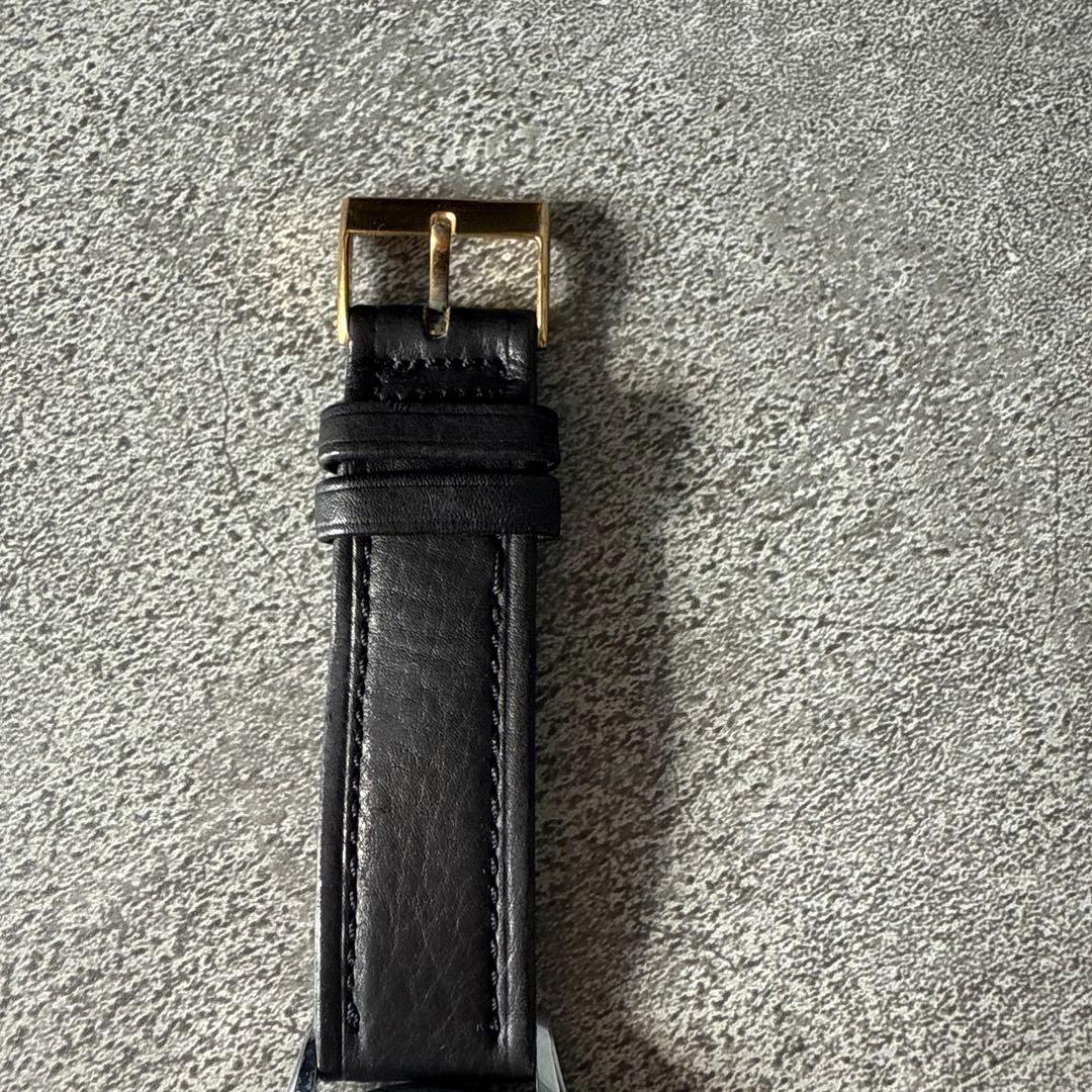 モバード17Jewels手巻き クリームカラー文字盤 箱とタグ付き