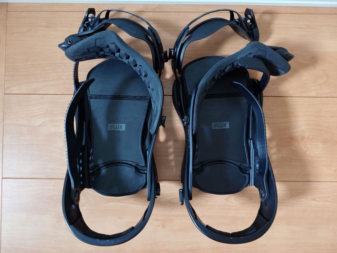 ガキト　23-24 FLUX DS NOVOL Mサイズ