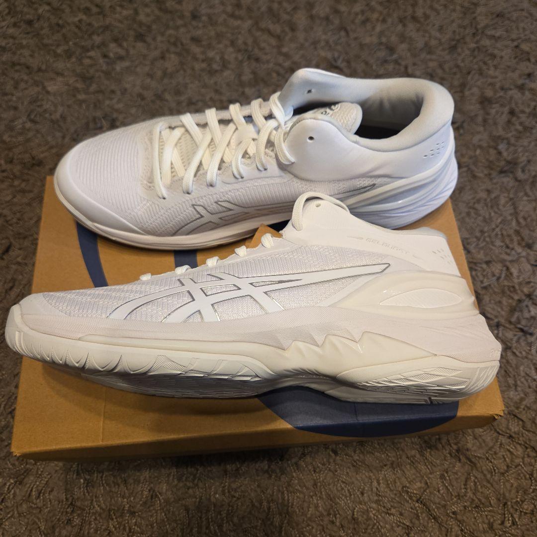 新品 アシックス ゲルバースト バスケ 27cm 白