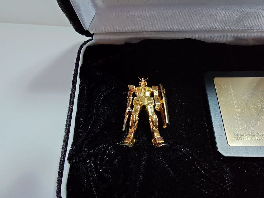 純金メッキ使用　ガンダム　非売品　セブン-イレブンキャンペーン