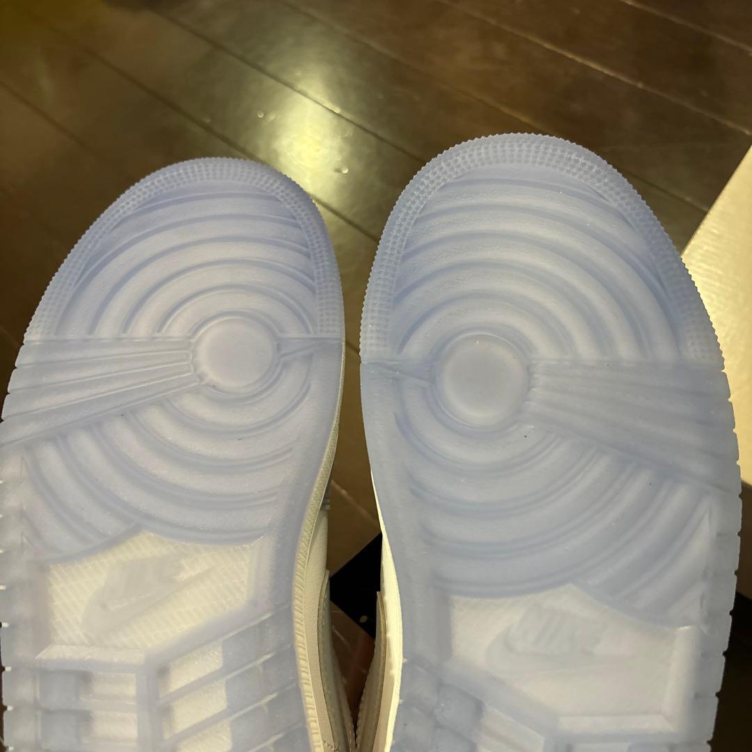 新品・未使用⭐️ナイキ　エアジョーダン　ウルフグレーDC0774-105 28cm