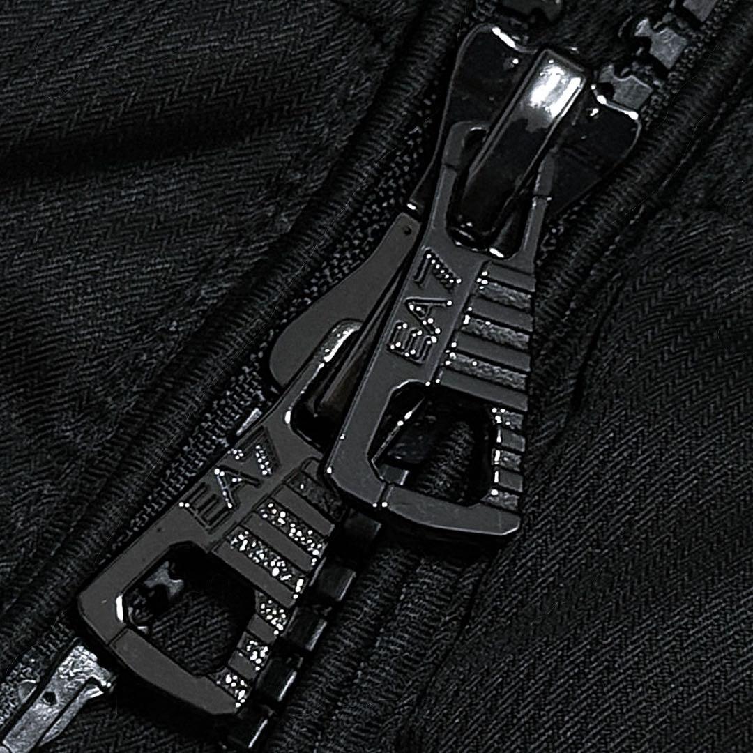 新品 エンポリオアルマーニ EA7 ロゴプレート ダウンジャケット XL 黒