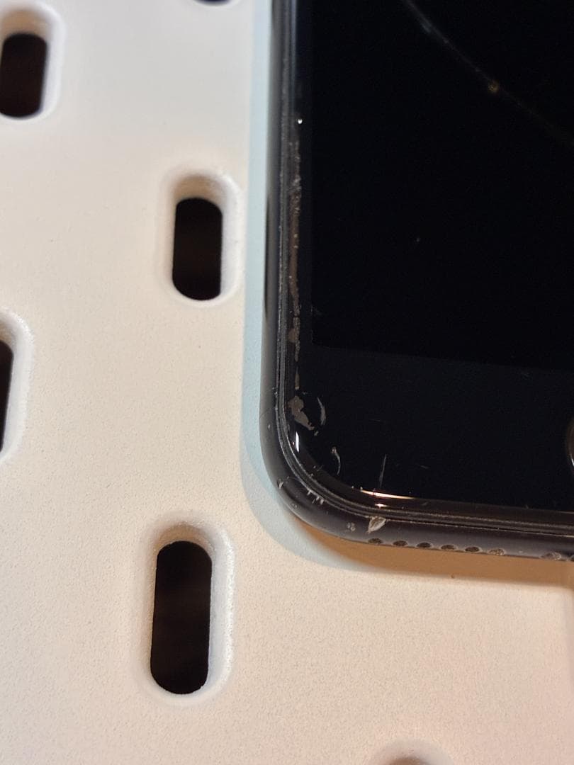 Apple iPhone SE 第2世代 64GB