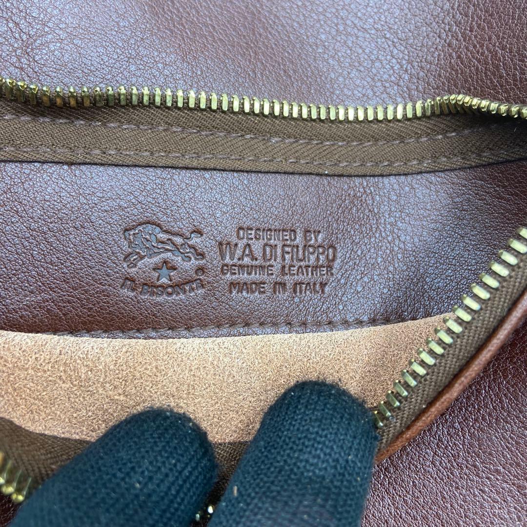 YTTS　イルビゾンテ　リュック　バックパック　ロゴ刻印　オールレザー