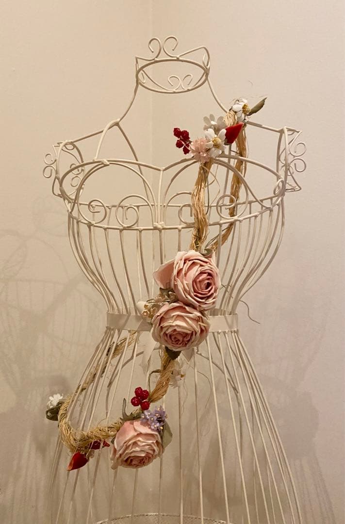 ピンクハウス　ゴージャスコサージュベルト、コサージュ　髪留めセット3点セット