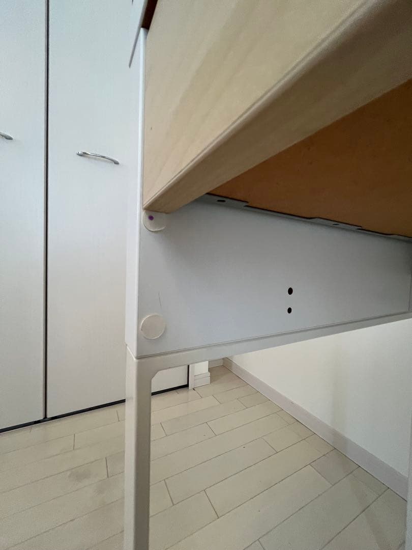 IKEA MICKE 廃盤色