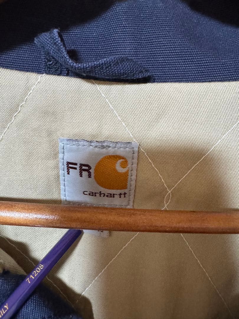 Carhartt ネイビー トラディショナルジャケット