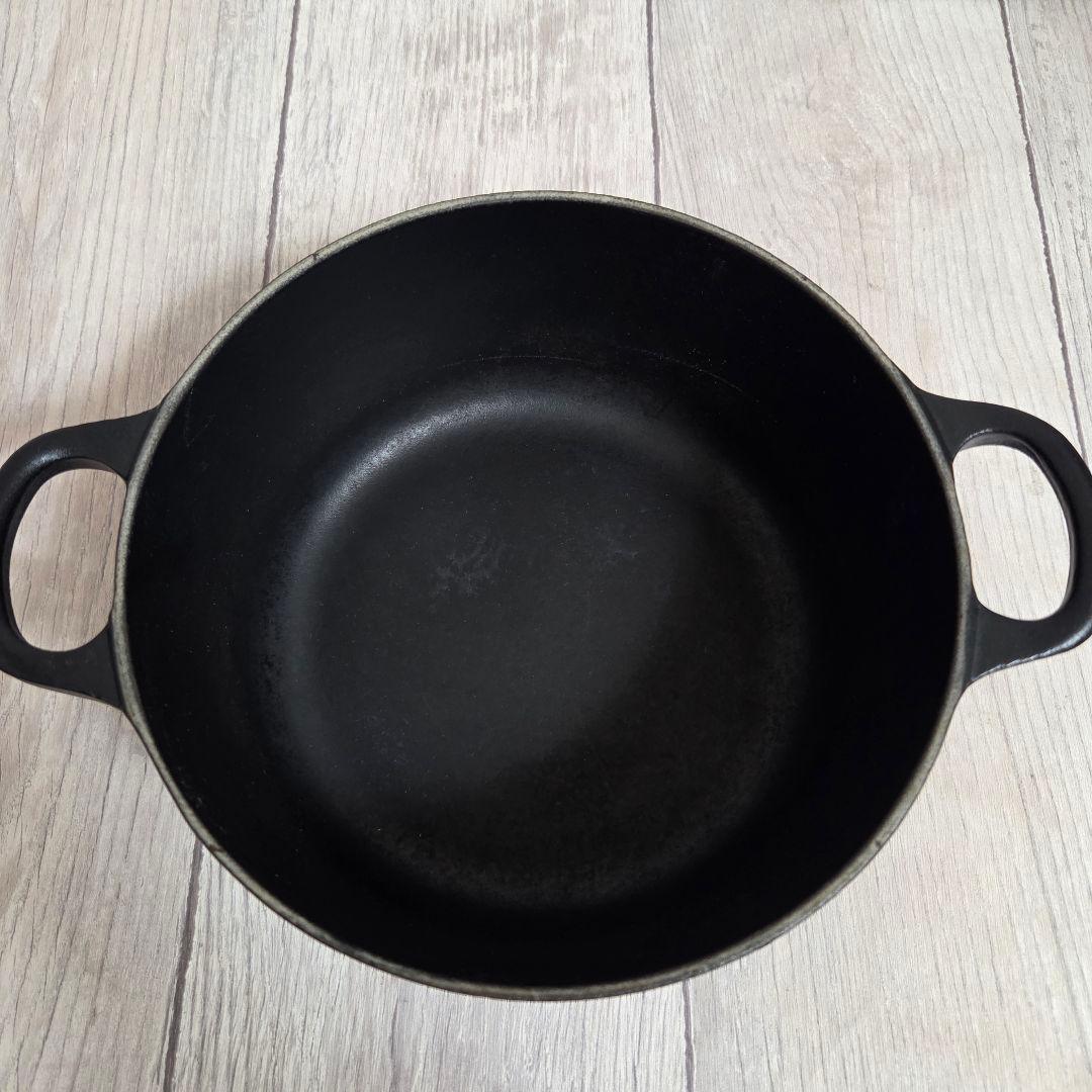 ル・クルーゼ 18cm 両手鍋　マットブラック