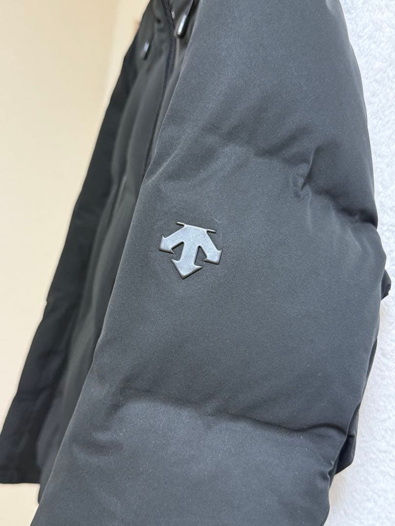 デサント オルテライン 水沢ダウン マウンテニア サイズO ブラック