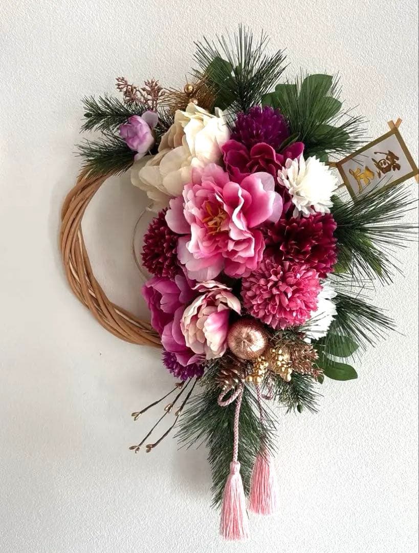 ＊M　フラワーリース＊玄関リース　大きめ　お正月リース　ピンク