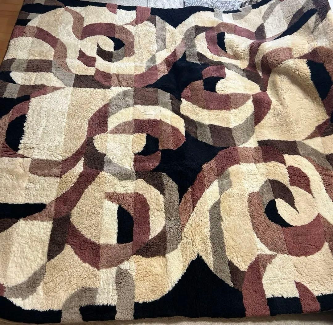 【良品、値下げ】丸八真綿　高級カーペット　200✖️200（送料込み） 丸八真綿 【レビュー特典付 お手入れブラシ】 《丸洗いOK》洗える