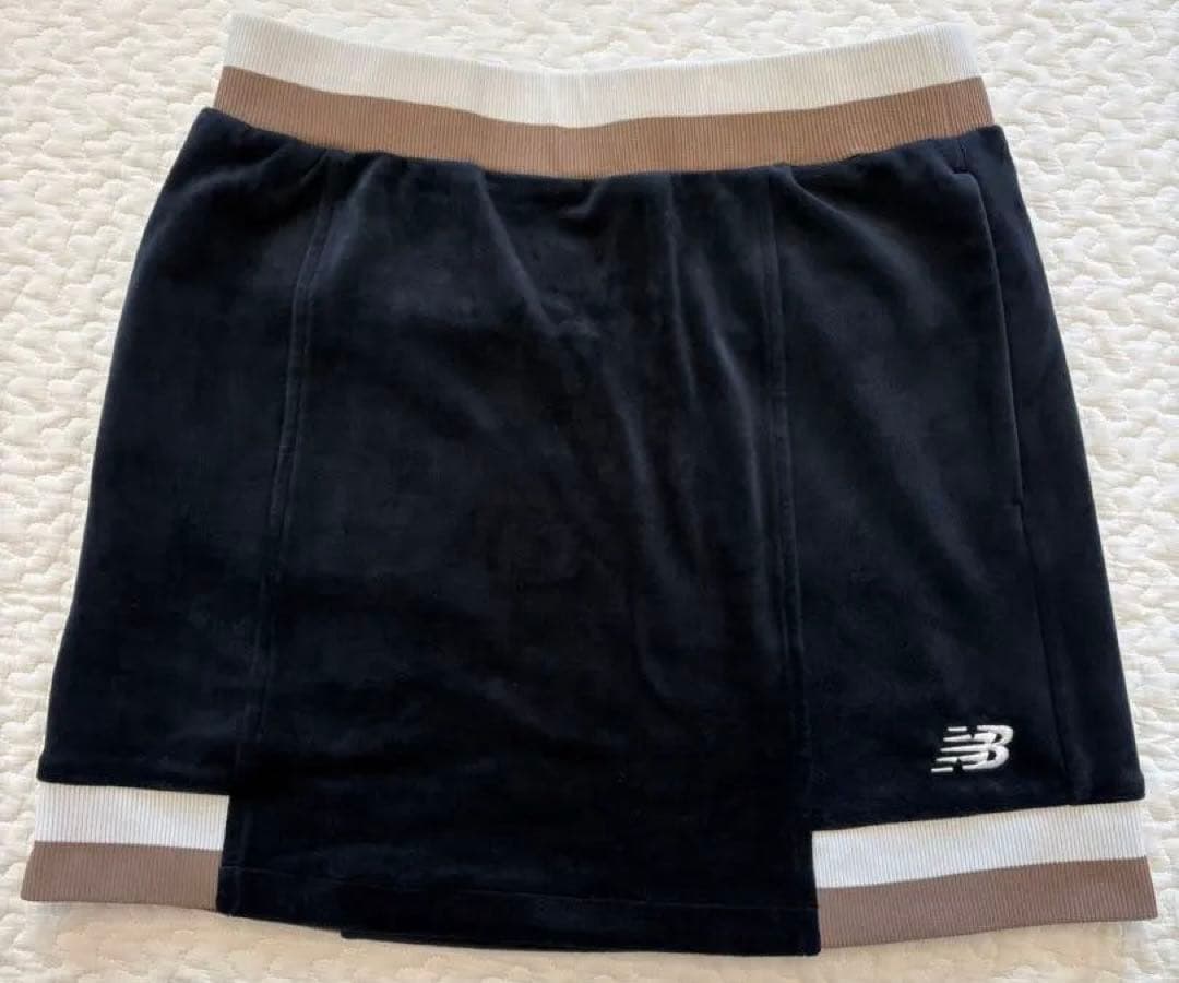 ニューバランスゴルフ　ベロアセットアップ