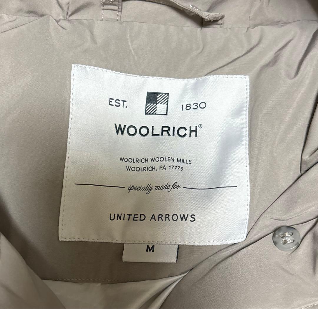 [美品]ウールリッチ　フード付きダウンコート　グレーMサイズ