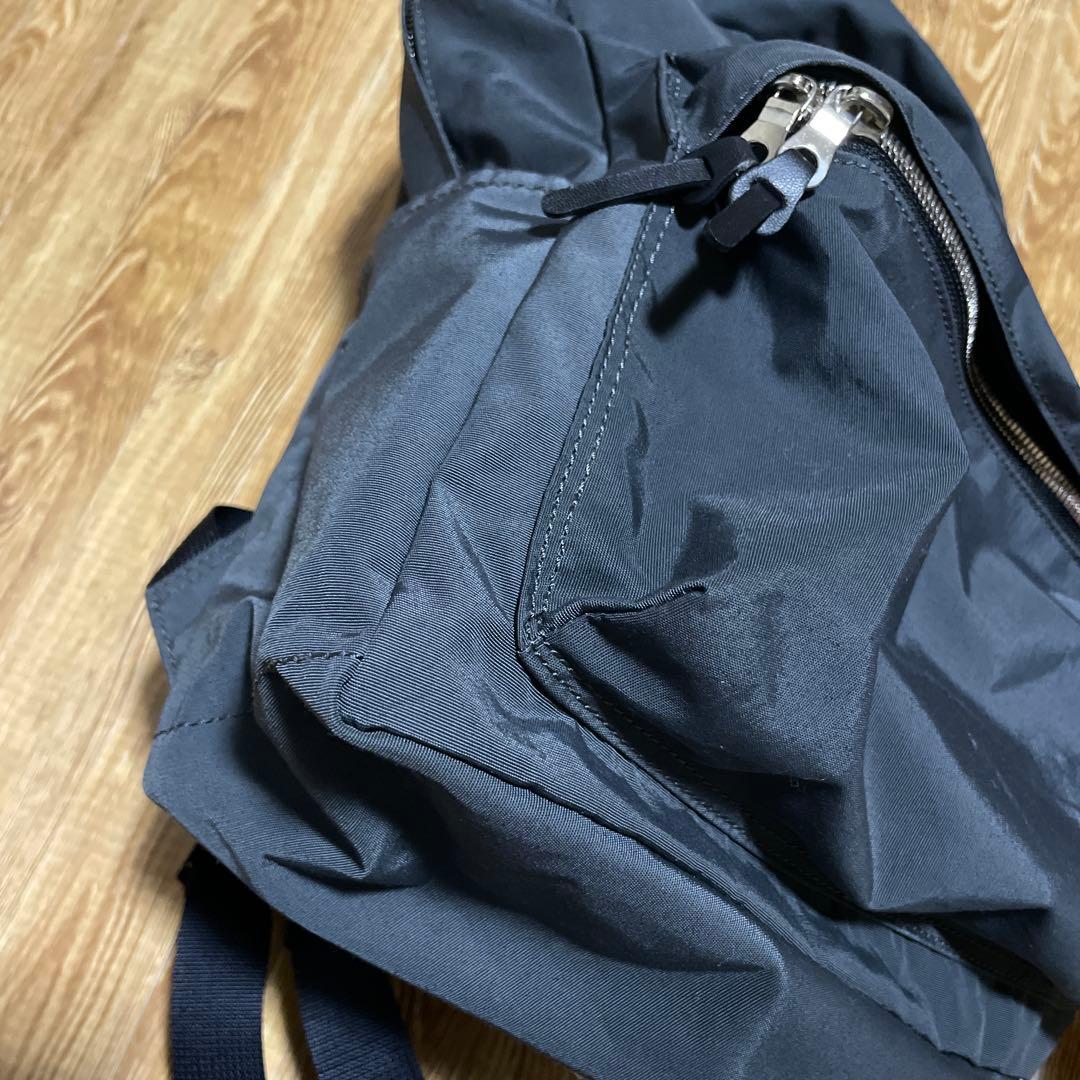 バッグ STANDARD SUPPLY NEW TINY DAYPACK