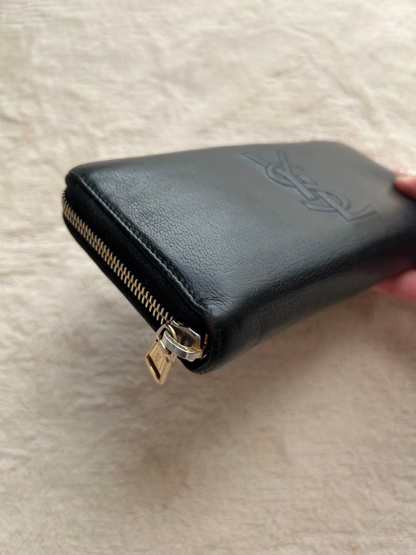 イヴサンローラン 長財布 カサンドラロゴ 刺繍 ラウンドファスナー 黒