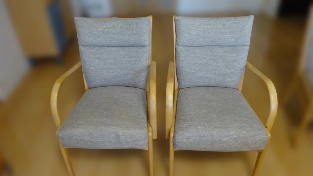 4.ソファのような座り心地(ニトリ C-27肘付き2脚+肘なし２脚）4脚セット