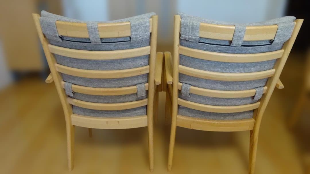 4.ソファのような座り心地(ニトリ C-27肘付き2脚+肘なし２脚）4脚セット