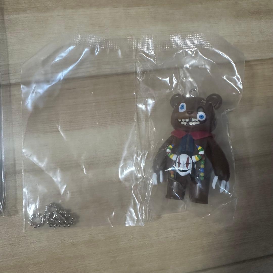 ユニバ ハミクマ コレクタブルアクリルスタンド付き キーチェーン