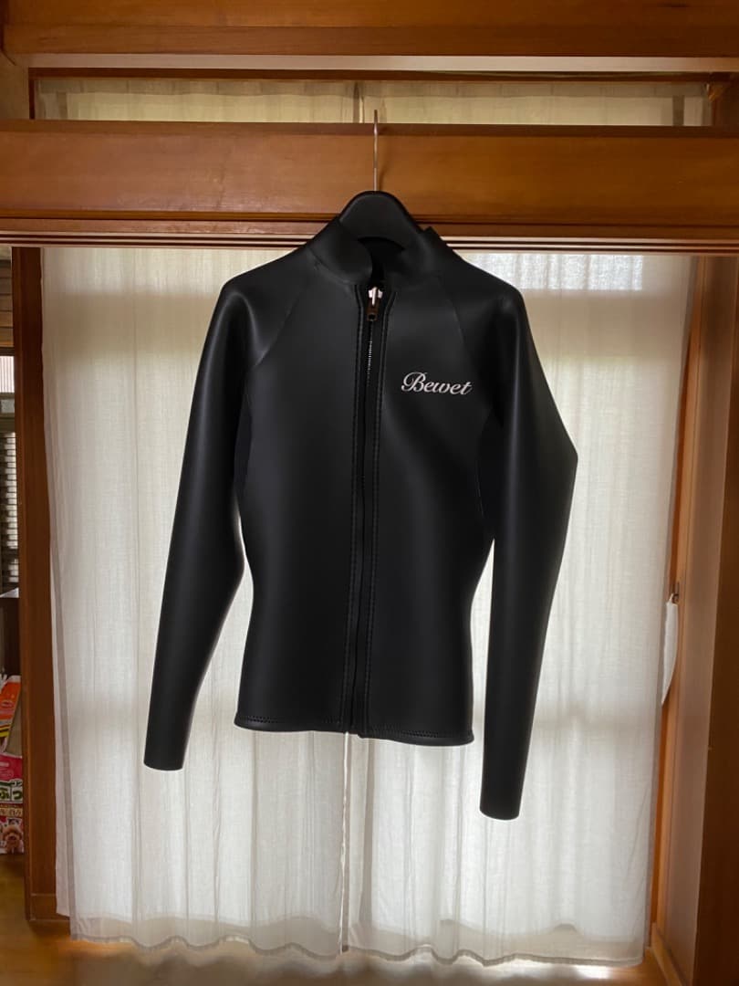 BEWET【ビーウェット】ACOUSTIC フロントジップ長袖タッパー ＹＬ