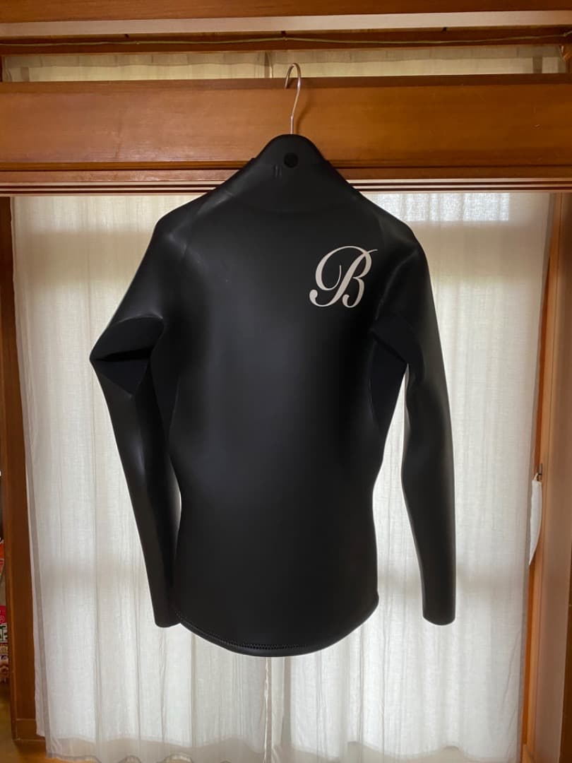 BEWET【ビーウェット】ACOUSTIC フロントジップ長袖タッパー ＹＬ