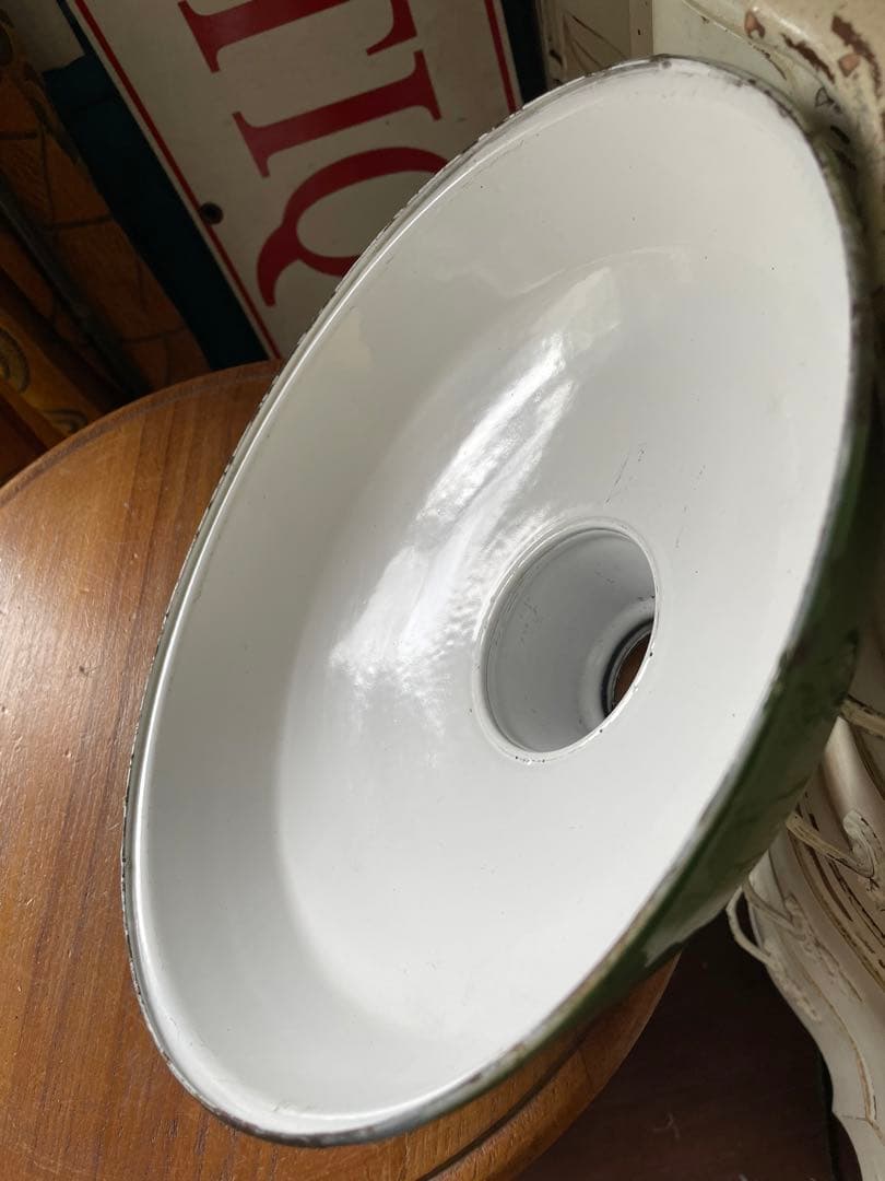 青柳アンティーク　ホーロー　大きな　ランプ　シェード　グリーン　重厚　美品