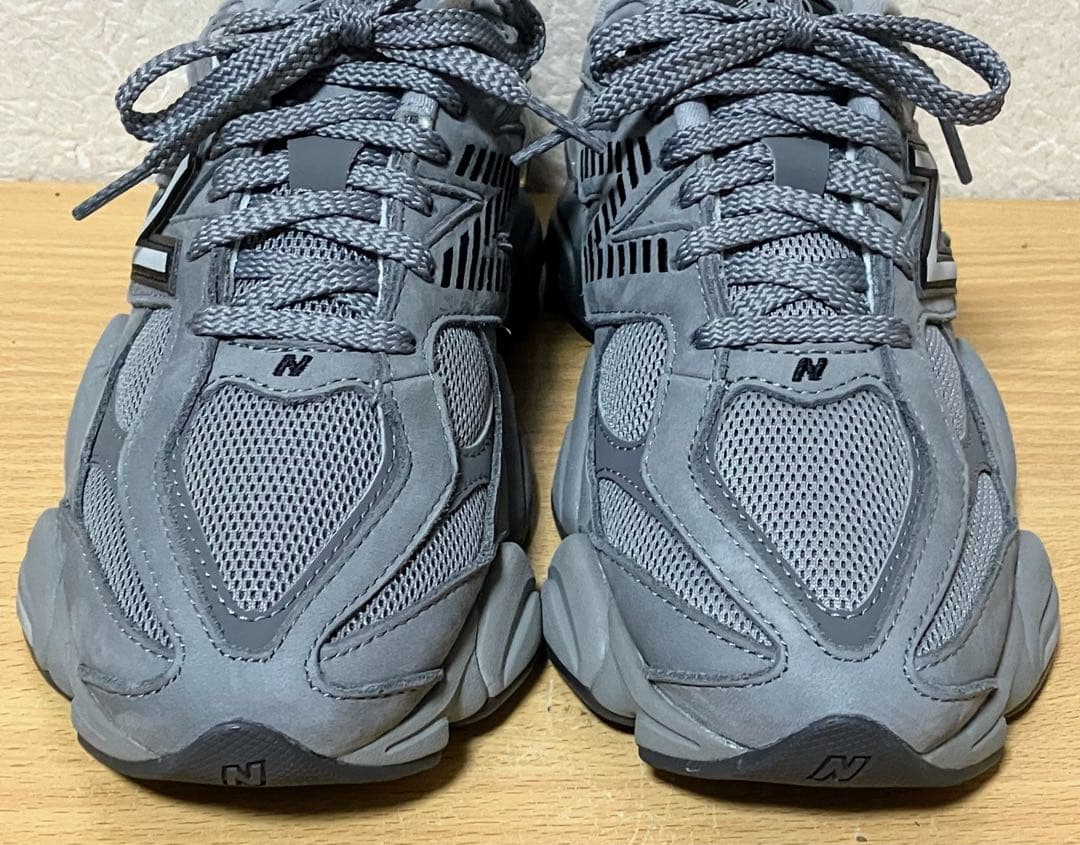 ★美品！NEW BALANCE 9060 U9060ZGB グレー 完売モデル！