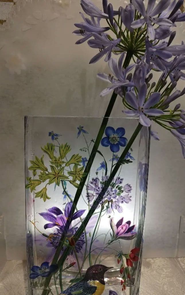 フリンジ ガラスアート 花瓶 フラワーベース 鳥 植物 花 絵画風