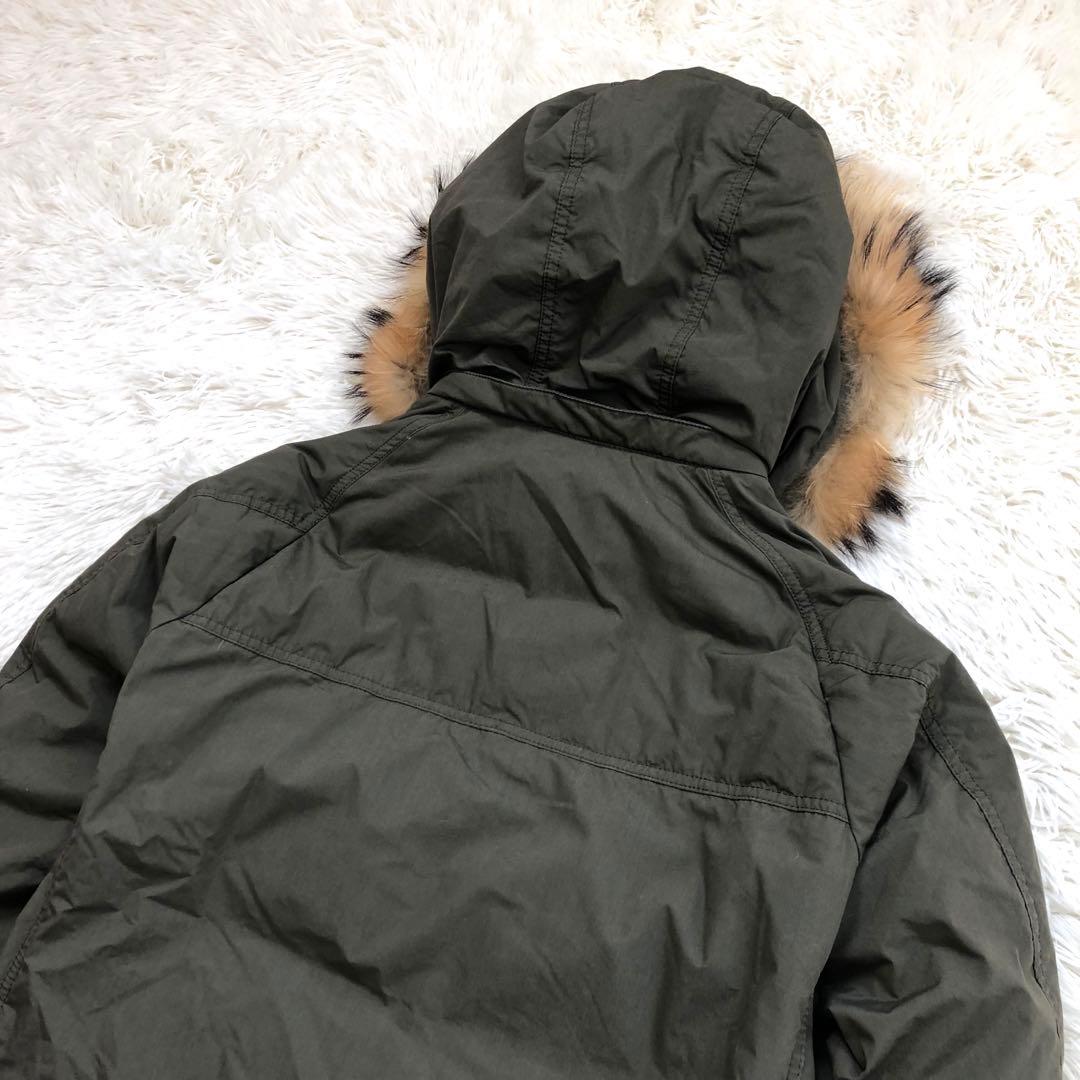 バーバリーブラックレーベル グリーン ファー　赤チェック ダウン LL