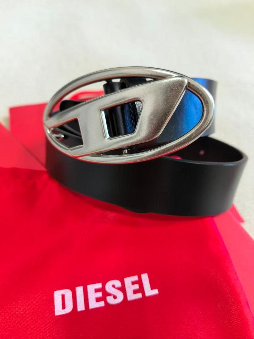 DIESEL ブラック ベルト 専用袋・箱付き