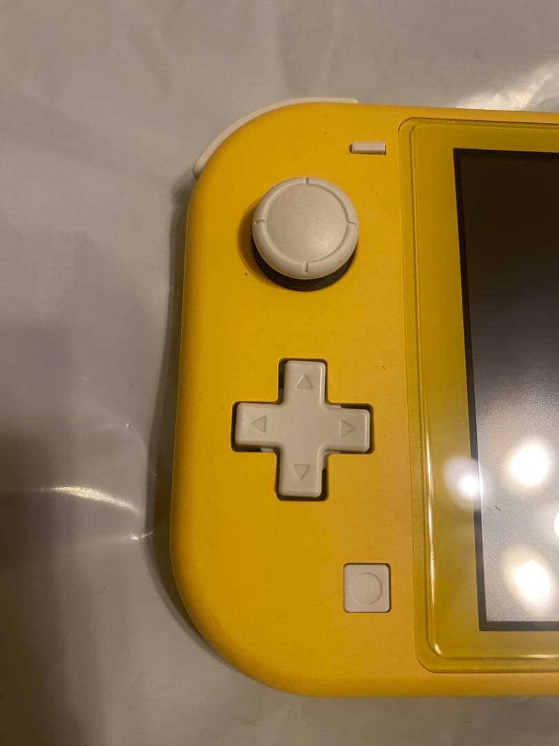 任天堂 Switch Lite イエロー ACアダプター 美品