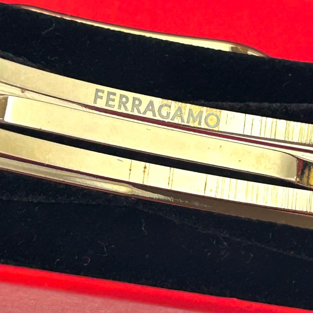 未使用 サルヴァトーレフェラガモ リボン バレッタ アクセサリー ラインストーン